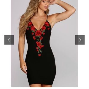 Windsor black Rose dress